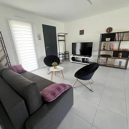 Maison 3 Pièces - Plain Pied - 2 Lits Queen Size Avec Wifi Grandchamp-des-Fontaines